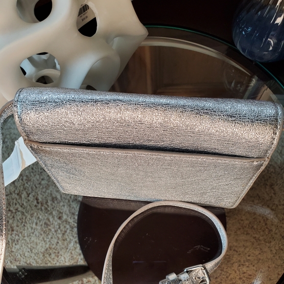 Loeffler Randall

Mini Minimal Rider Leather Cross - Picture 4 of 12